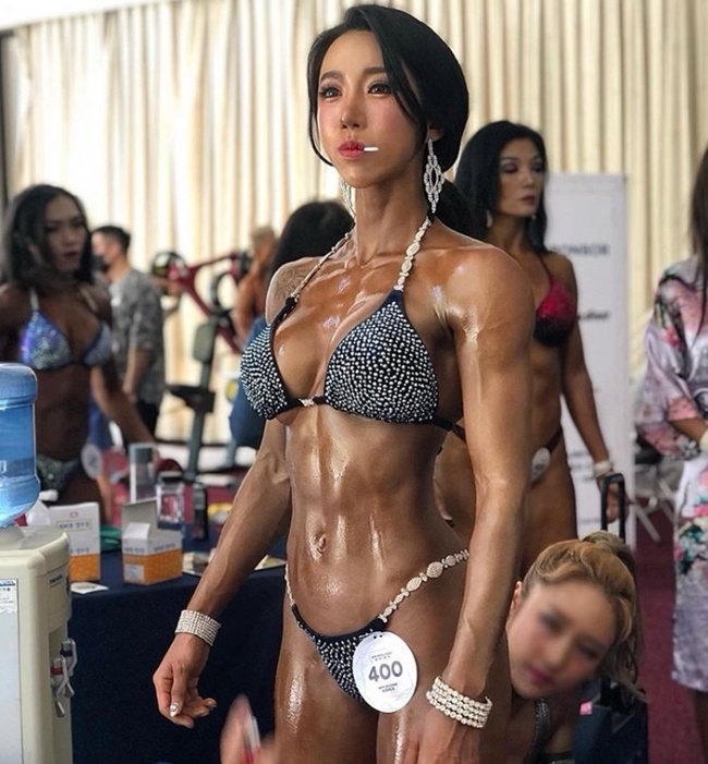 hot girl co bap anh 7