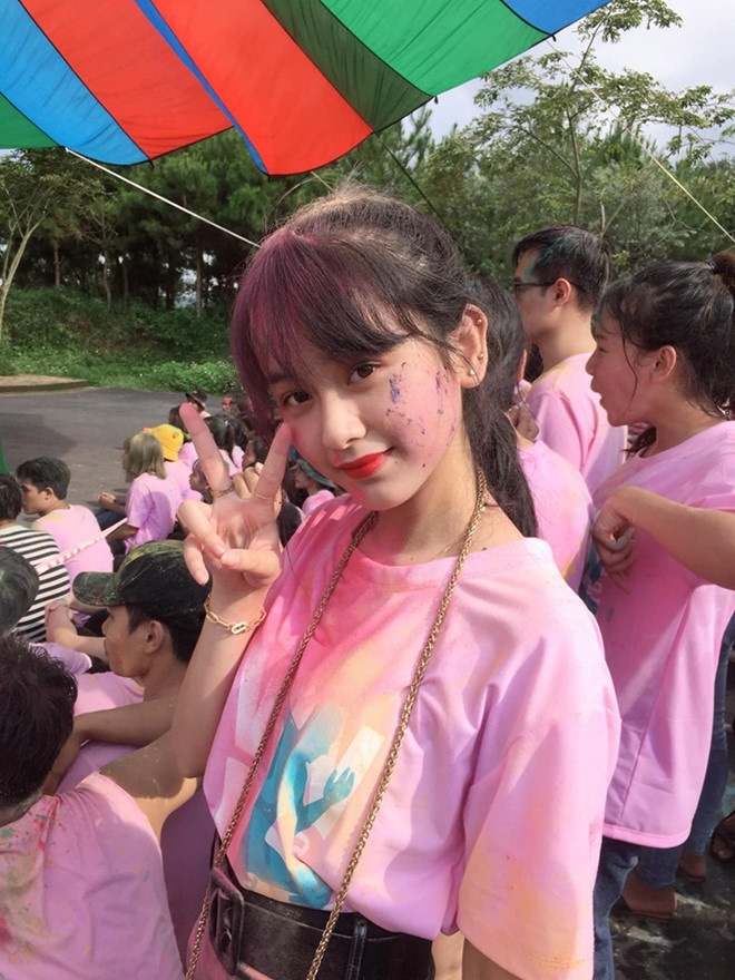 hot girl Dai hoc Ton Duc Thang anh 11