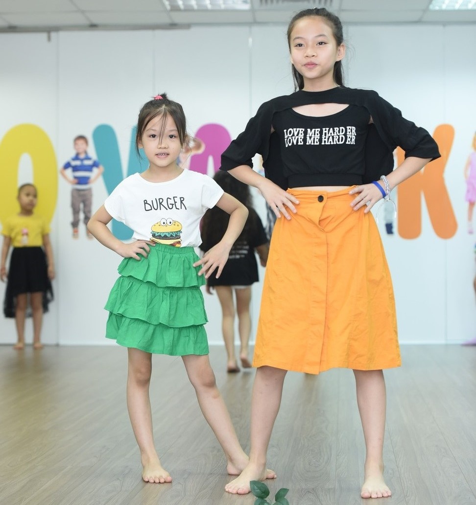 bé gái vô gia cư phối đồ đẹp ảnh 11 be gai vo gia cu phoi do dep anh 11