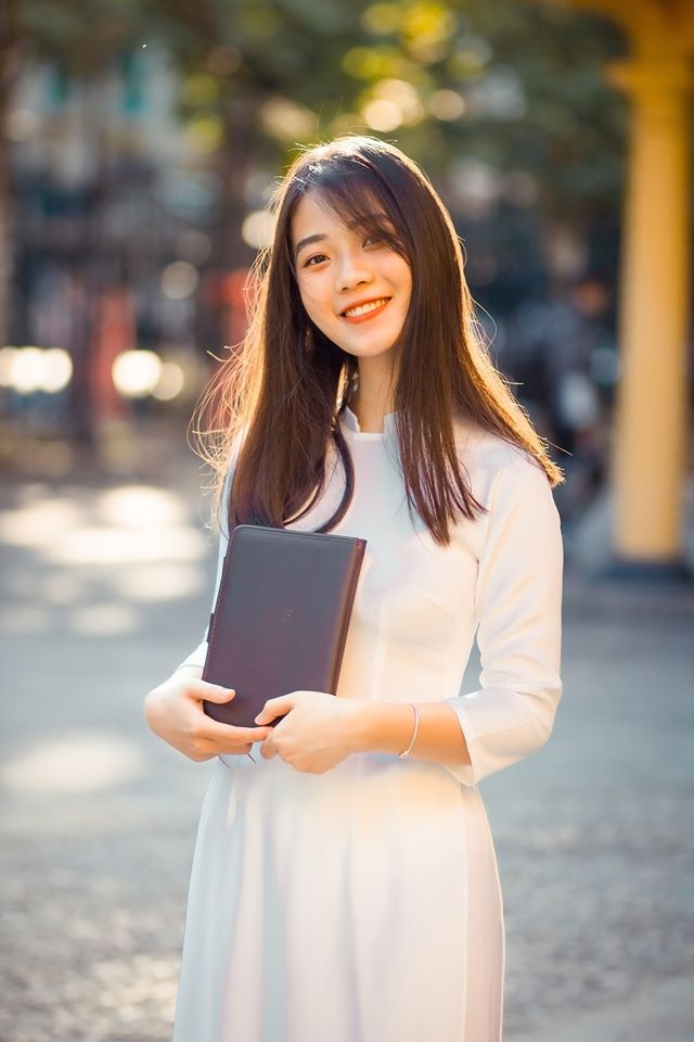 hot girl Ngoai Thuong anh 2