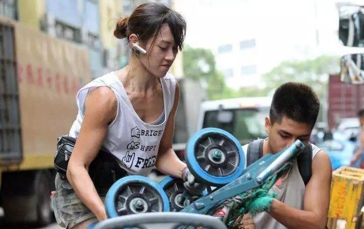 Hot girl boc vac 'xinh dep nhat Hong Kong' ra sao sau 2 nam hinh anh