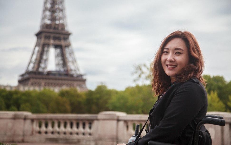 Co gai Han Quoc liet hai chan chu du the gioi hinh anh