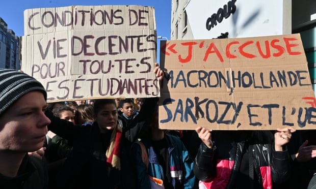 sinh viên Pháp tự thiêu ảnh 2 sinh vien Phap tu thieu anh 2