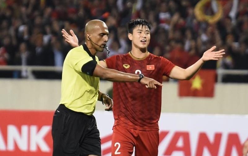 Dan mang buc xuc khi trong tai Oman tu choi ban thang cua Viet Nam hinh anh