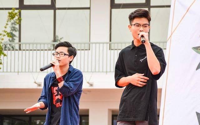 2 nam sinh Ha Noi duoc tim kiem sau clip che loi ca khuc 'Song gio' hinh anh