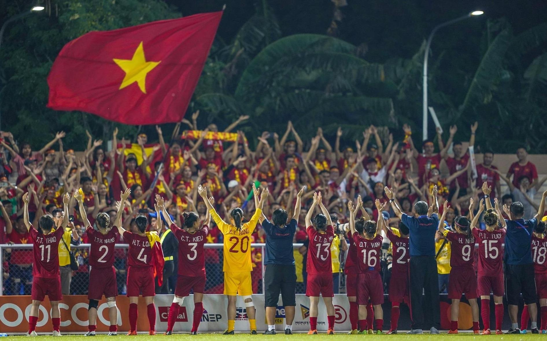 Dan mang keu goi nguoi ham mo toi san co vu tuyen nu Viet Nam hinh anh