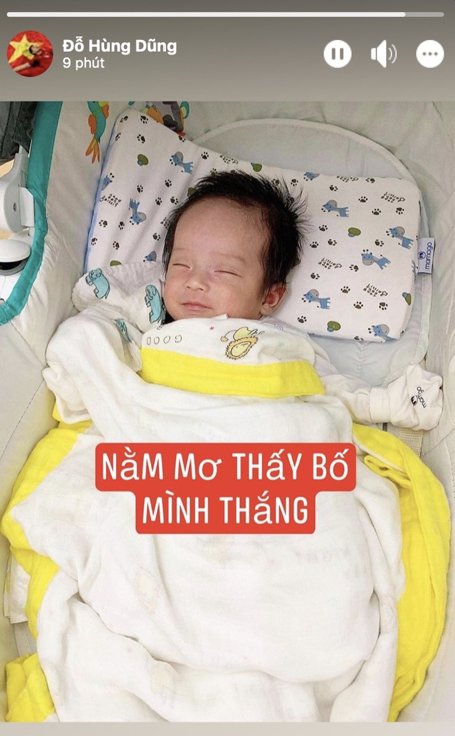 cầu thủ thương vợ chăm con ảnh 9 cau thu thuong vo cham con anh 9