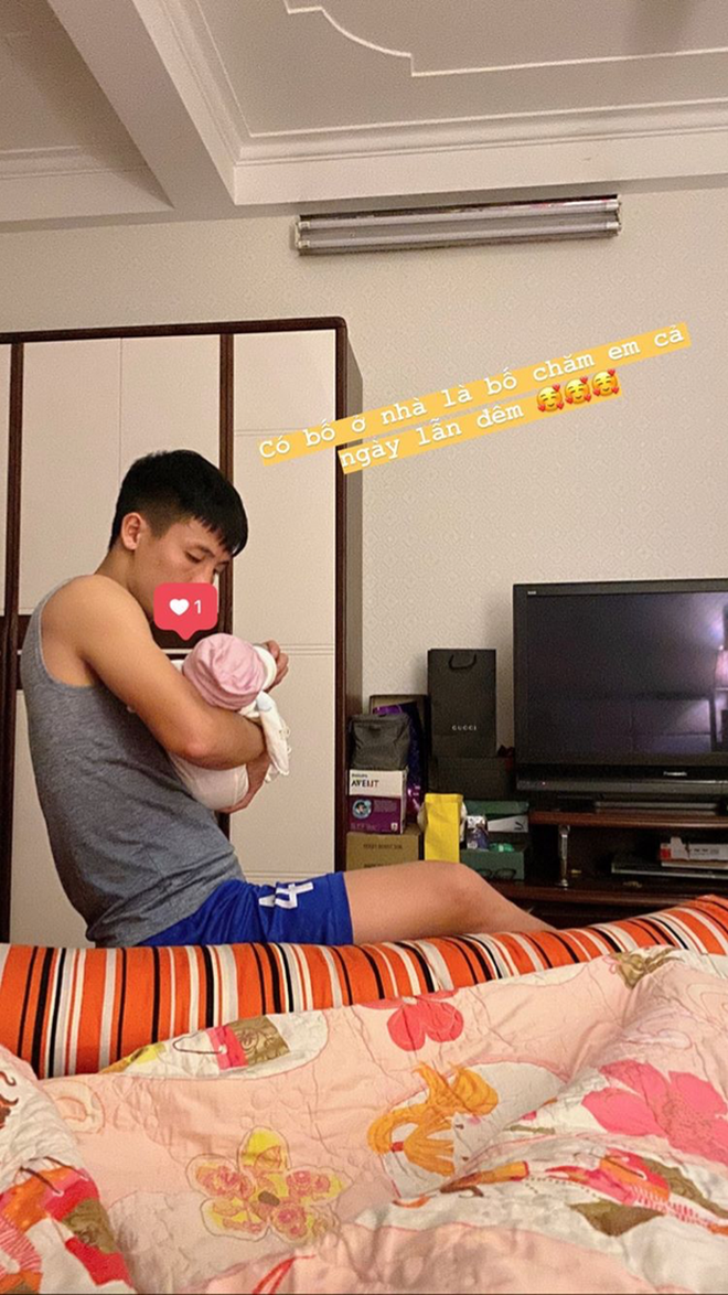 cầu thủ thương vợ chăm con ảnh 3 cau thu thuong vo cham con anh 3