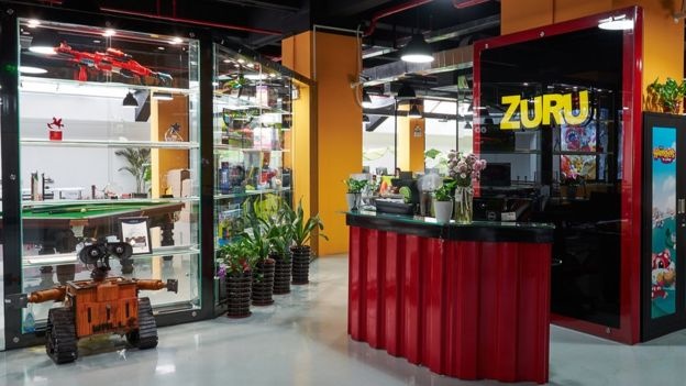 ông chủ công ty Zuru ảnh 3 ong chu cong ty Zuru anh 3