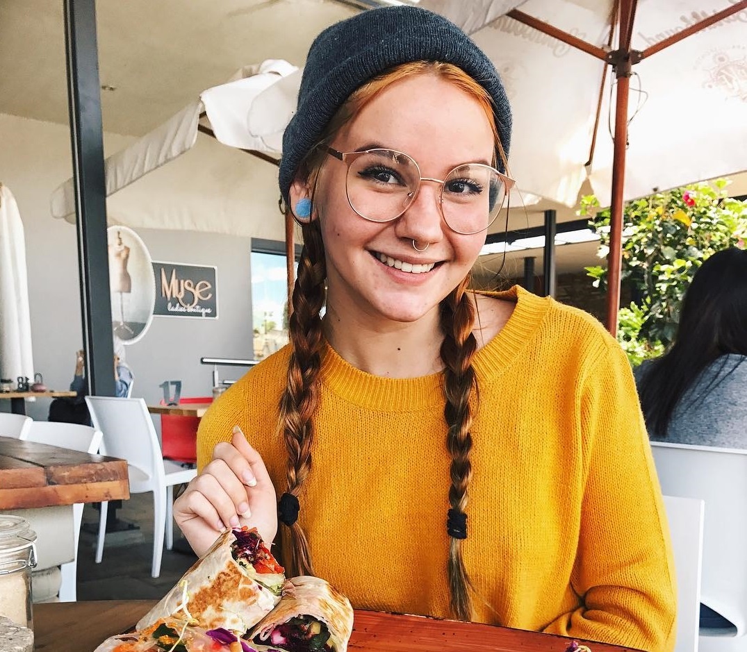 con gai song ao tren mang anh 7