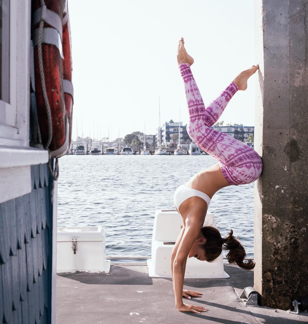 huan luyen vien yoga quyen ru anh 7