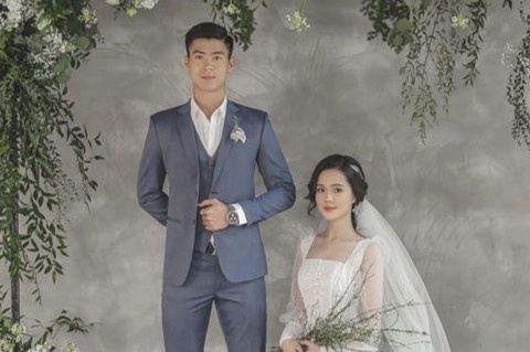 Trung ve Duy Manh cong bo ngay ket hon hinh anh