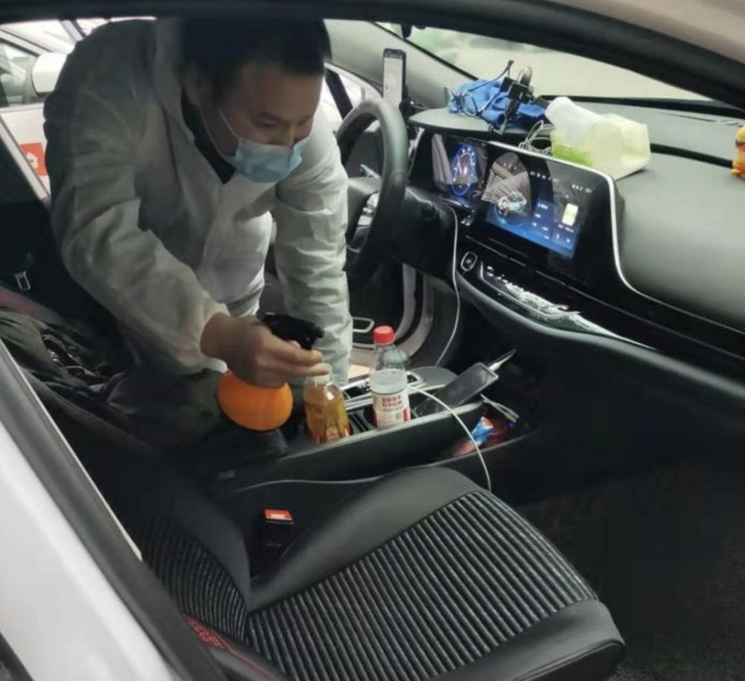 dich virus corona anh 2