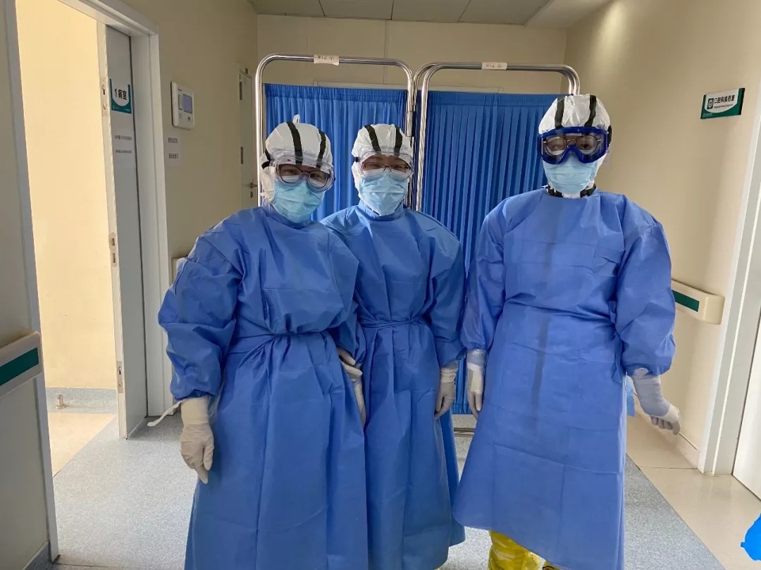 bác sĩ chống dịch corona ảnh 2 bac si chong dich corona anh 2