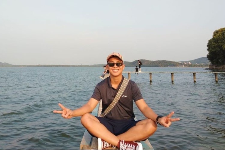 dich virus corona anh 2