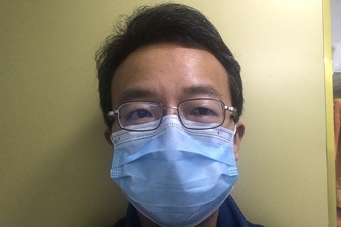 Giang vien dai hoc thanh hien tuong mang vi tu chua Covid-19 tai nha hinh anh