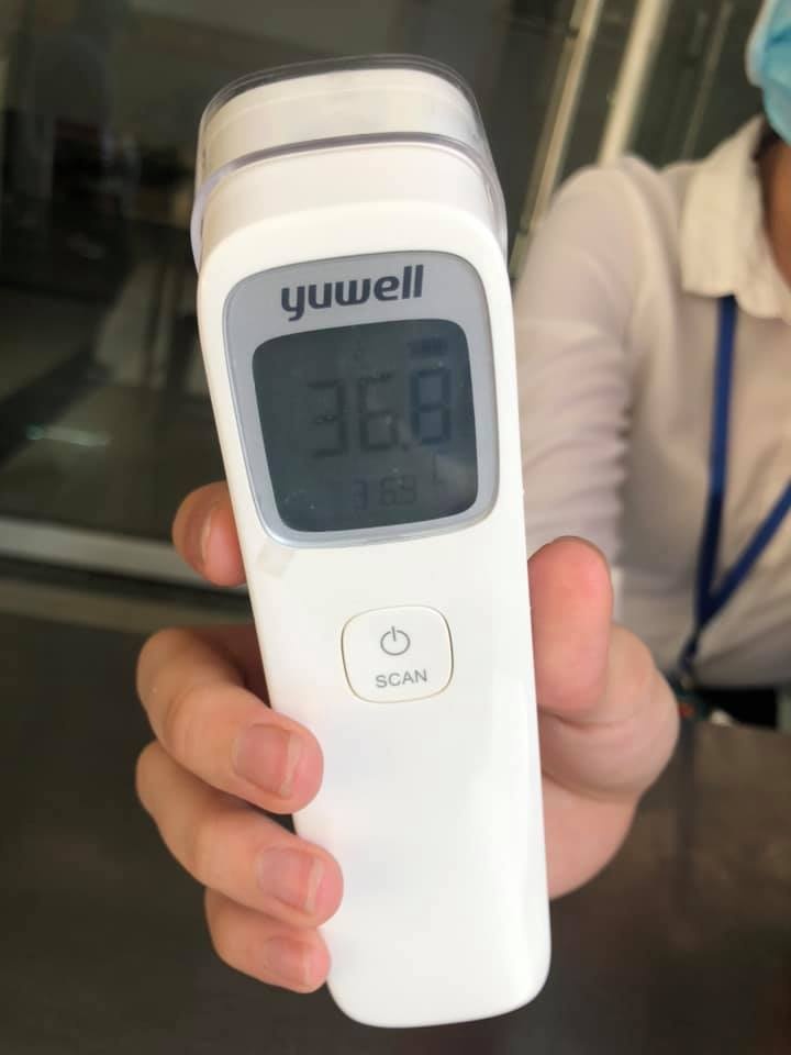 co gai tron cach ly anh 2