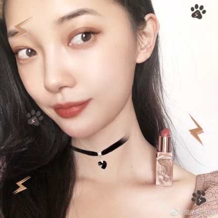 thu thach son moi anh 3