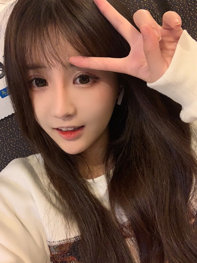 MC lộ ảnh chưa chỉnh sửa ảnh 1 MC lo anh chua chinh sua anh 1