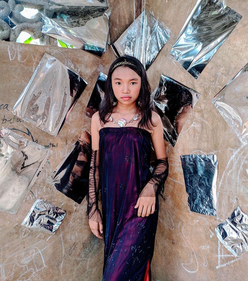 Ponytail Girl ảnh 5 Ponytail Girl anh 5