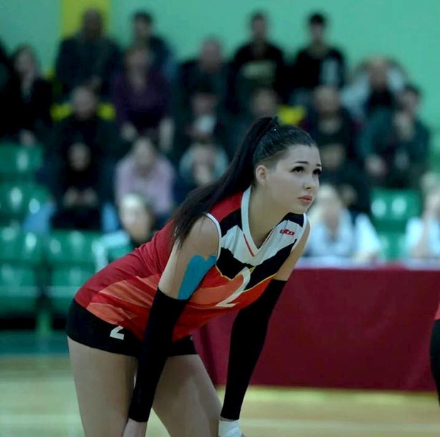 van dong vien bong chuyen quyen ru anh 1