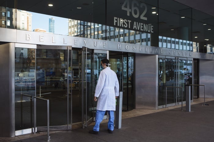 bac si chua covid19 mat nha anh 4