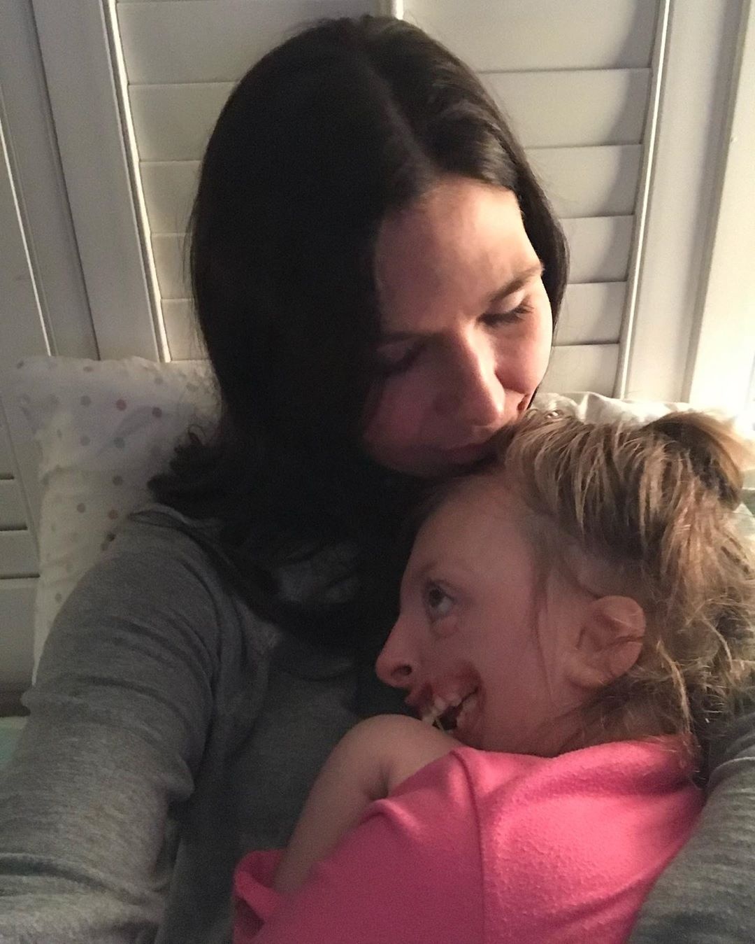 co be di tat Sophia Weaver anh 9