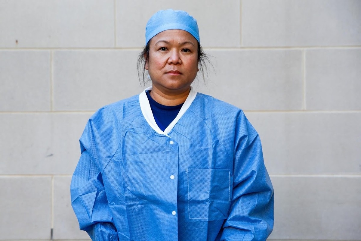 bac si My chong dich anh 3