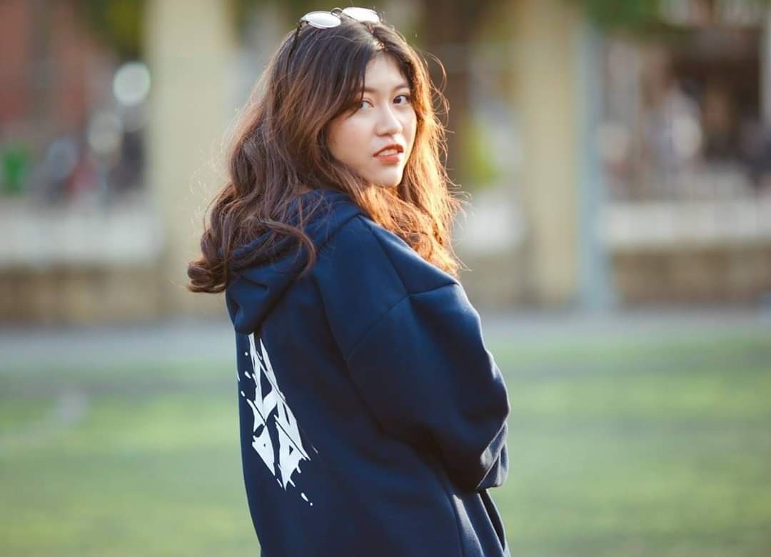 nu sinh 7 thu tieng anh 1