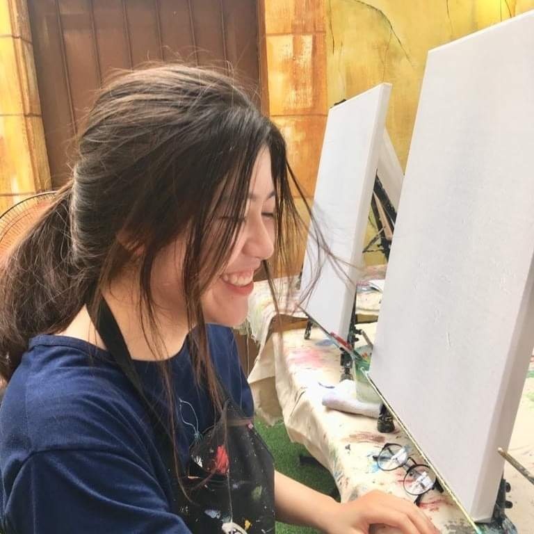 nu sinh 7 thu tieng anh 4