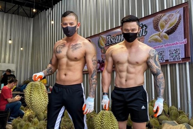 Nghi lam vi dich, HLV the hinh Thai bat ngo noi tieng vi ban sau rieng hinh anh