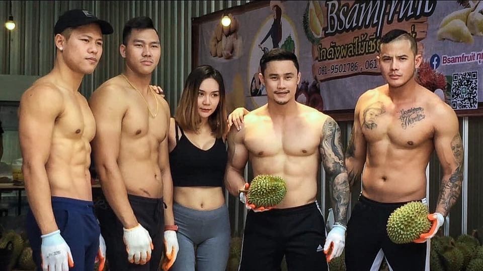 huấn luyện viên thể hình bán sầu riêng ảnh 3 huan luyen vien the hinh ban sau rieng anh 3