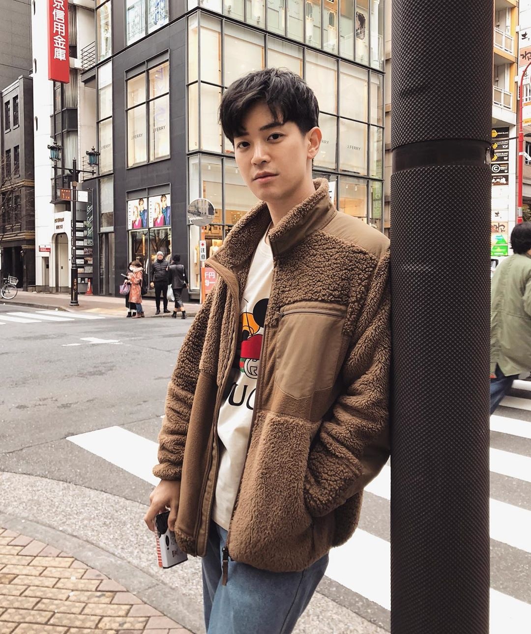 doanh nhan dien trai nhu tai tu anh 4