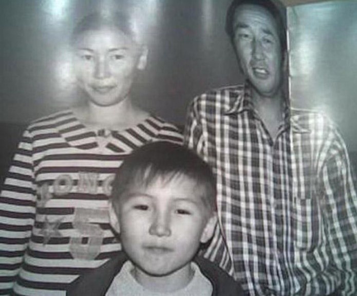 cậu bé Mông Cổ,  Mother In The Dream,  cậu bé Mông Cổ hát Gặp mẹ trong mơ ảnh 4 cau be Mong Co,  Mother In The Dream,  cau be Mong Co hat Gap me trong mo anh 4