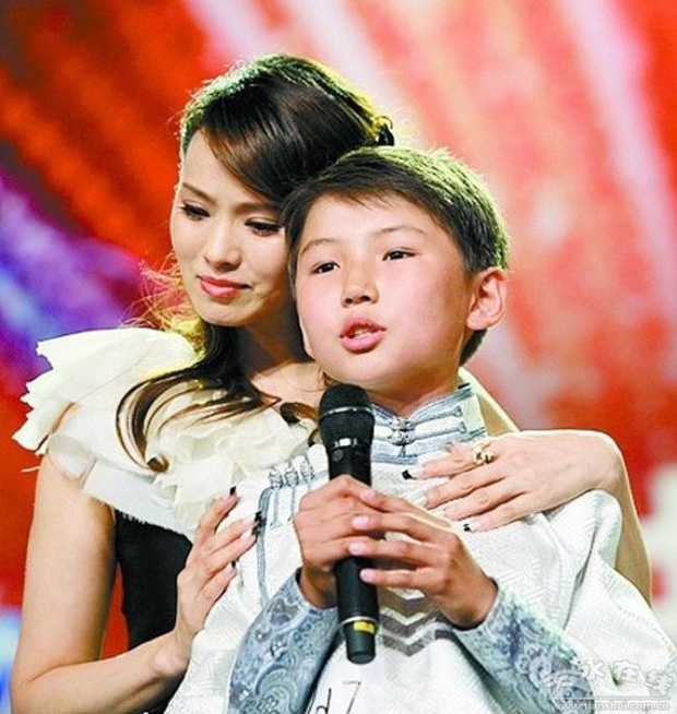 cậu bé Mông Cổ,  Mother In The Dream,  cậu bé Mông Cổ hát Gặp mẹ trong mơ ảnh 2 cau be Mong Co,  Mother In The Dream,  cau be Mong Co hat Gap me trong mo anh 2