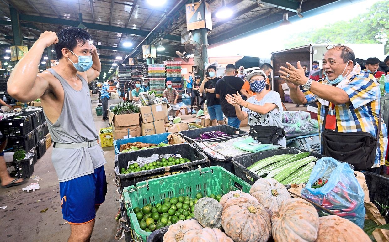 PT lam boc vac do dich anh 1