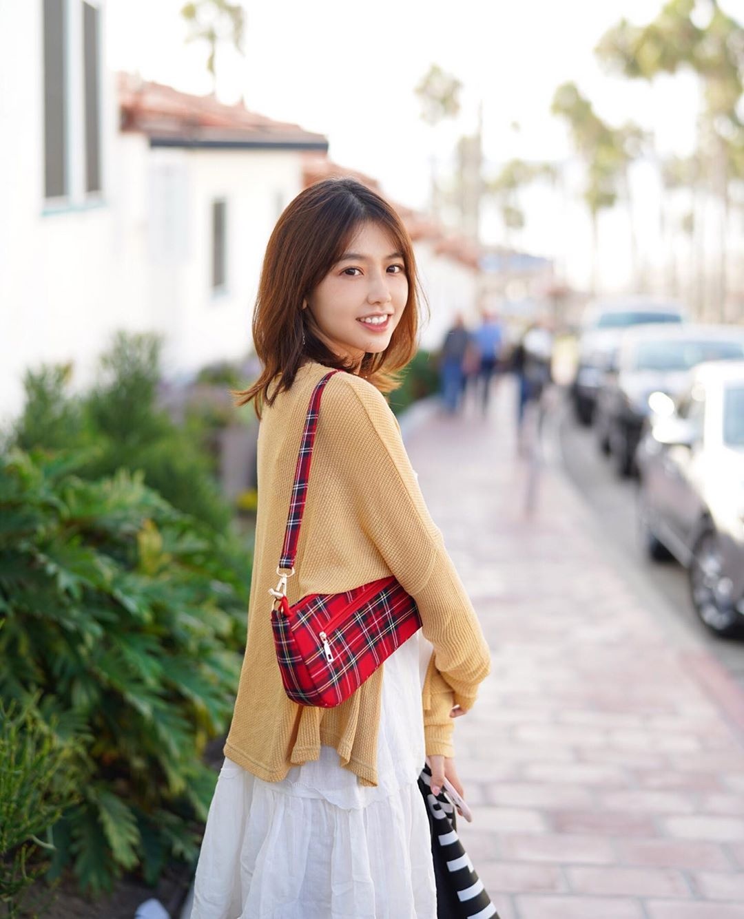 ái nữ nhà giàu xinh đẹp học giỏi ảnh 7 ai nu nha giau xinh dep hoc gioi anh 7