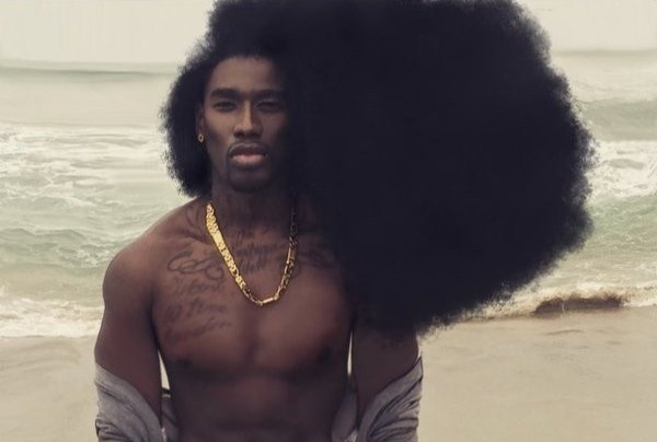 Bo va con gai noi tieng nho mai toc xu dac biet hinh anh