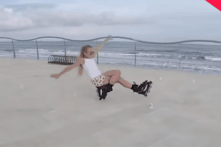 Than dong patin Nga 4 lan vo dich the gioi, 9 lan vo dich chau Au hinh anh