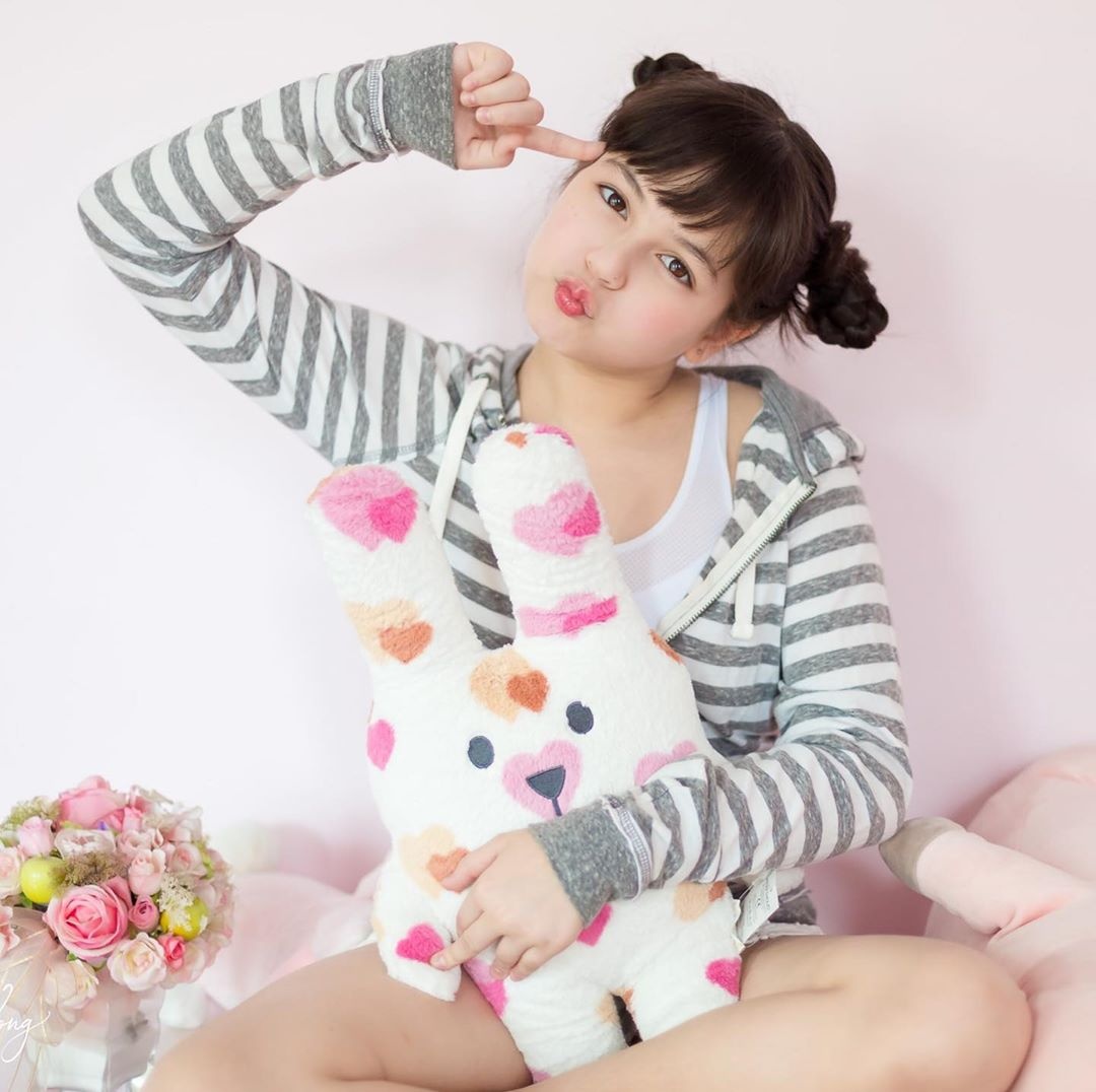 bé gái đẹp nhất Thái Lan ảnh 10 be gai dep nhat Thai Lan anh 10