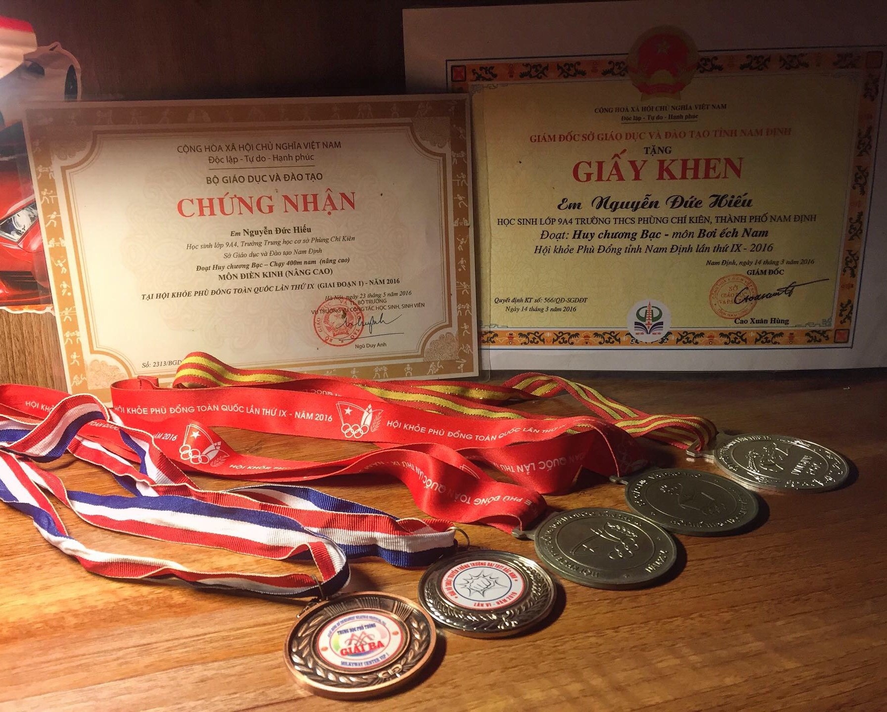 nam sinh 8 múi ảnh 6 nam sinh 8 mui anh 6