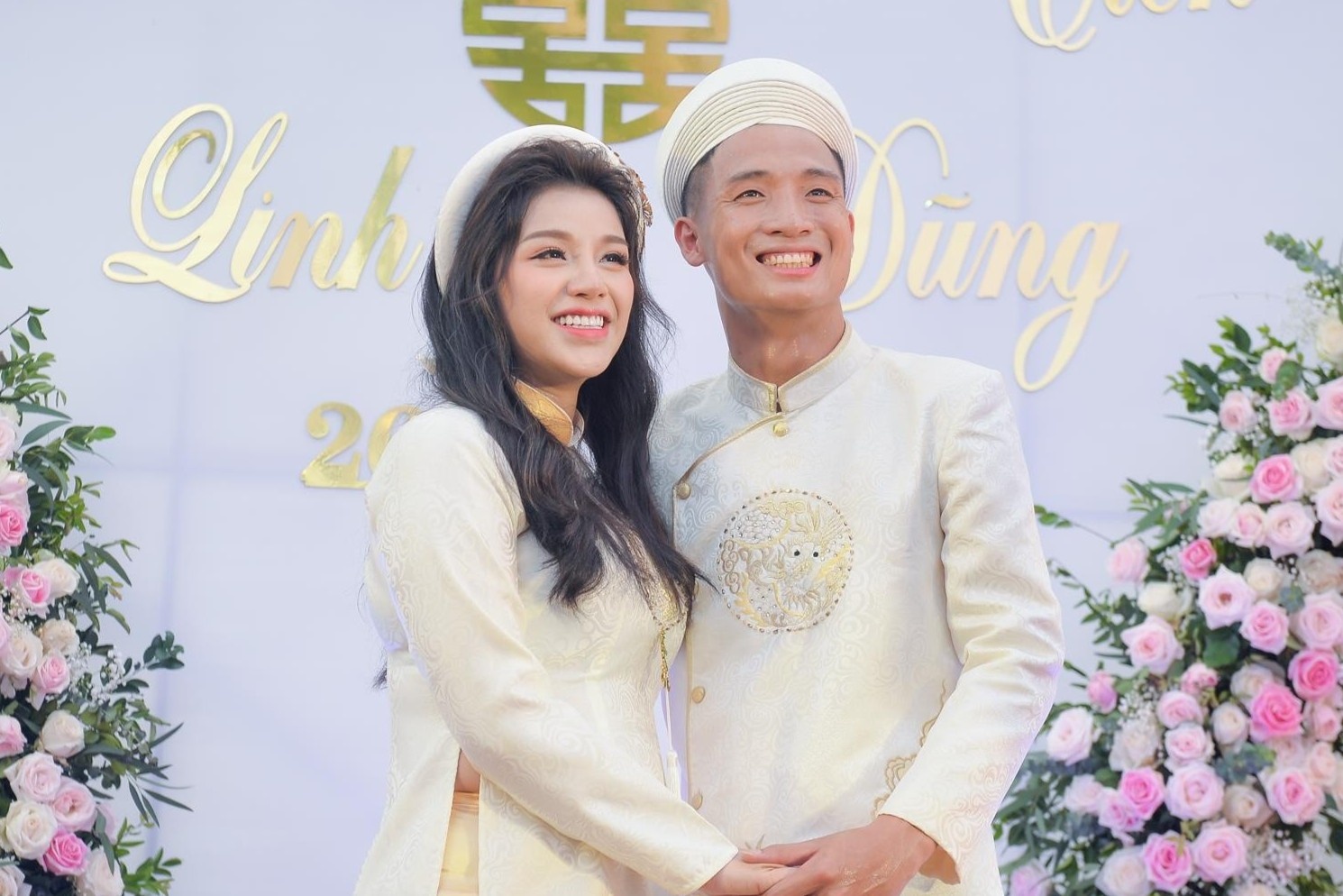 Bui Tien Dung ky niem 1 nam dinh hon, hao huc cho ngay cuoi hinh anh