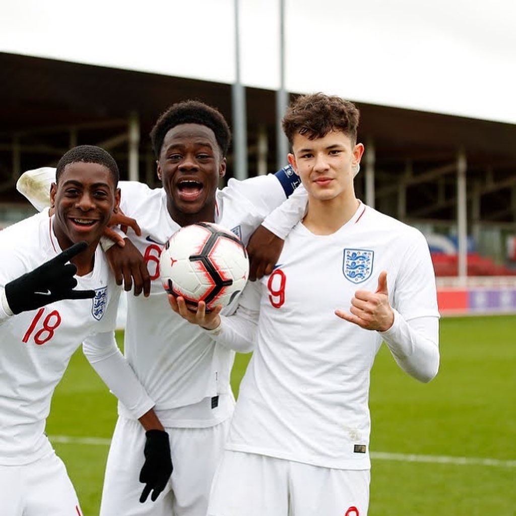 tien dao Chelsea 16 tuoi anh 4