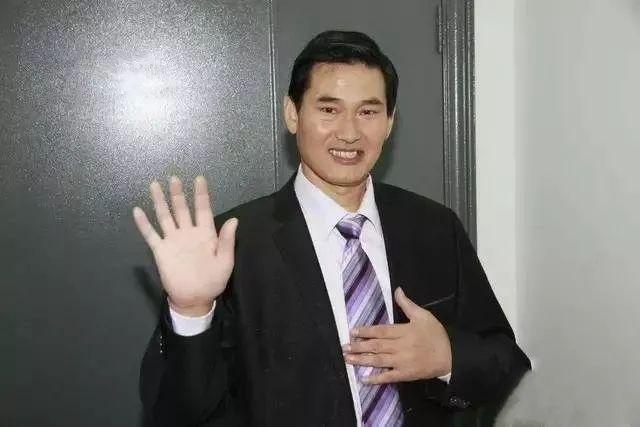 cuộc sống đảo lộn của Chu Chí Văn ảnh 7 cuoc song dao lon cua Chu Chi Van anh 7