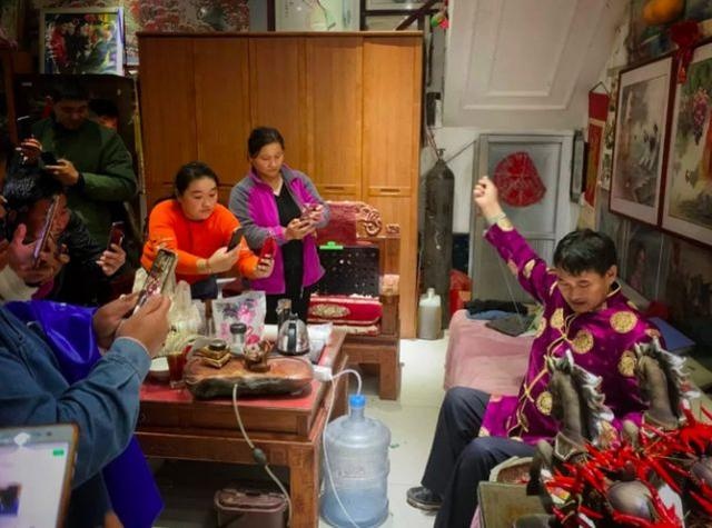 cuộc sống đảo lộn của Chu Chí Văn ảnh 4 cuoc song dao lon cua Chu Chi Van anh 4