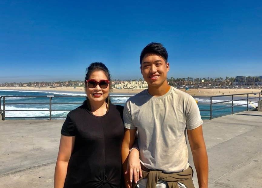 con trai nghe si Viet anh 4