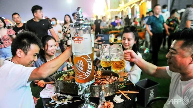 lễ hội bia Thanh Đảo ảnh 1 le hoi bia Thanh Dao anh 1