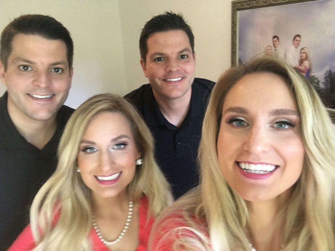 chị em sinh đôi cưới anh em sinh đôi ảnh 1 chi em sinh doi cuoi anh em sinh doi anh 1