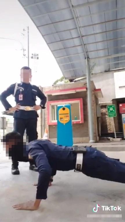 cảnh sát Malaysia quay TikTok ảnh 2 canh sat Malaysia quay TikTok anh 2