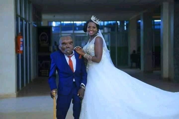 người đàn ông xấu xí nhất thế giới ảnh 3 nguoi dan ong xau xi nhat the gioi anh 3